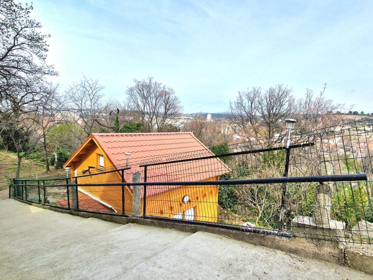 Chalet Marseille Hauteur Luaran gambar