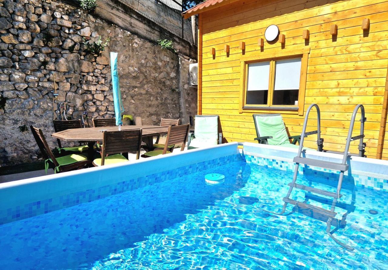 Chalet Marseille Hauteur Luaran gambar